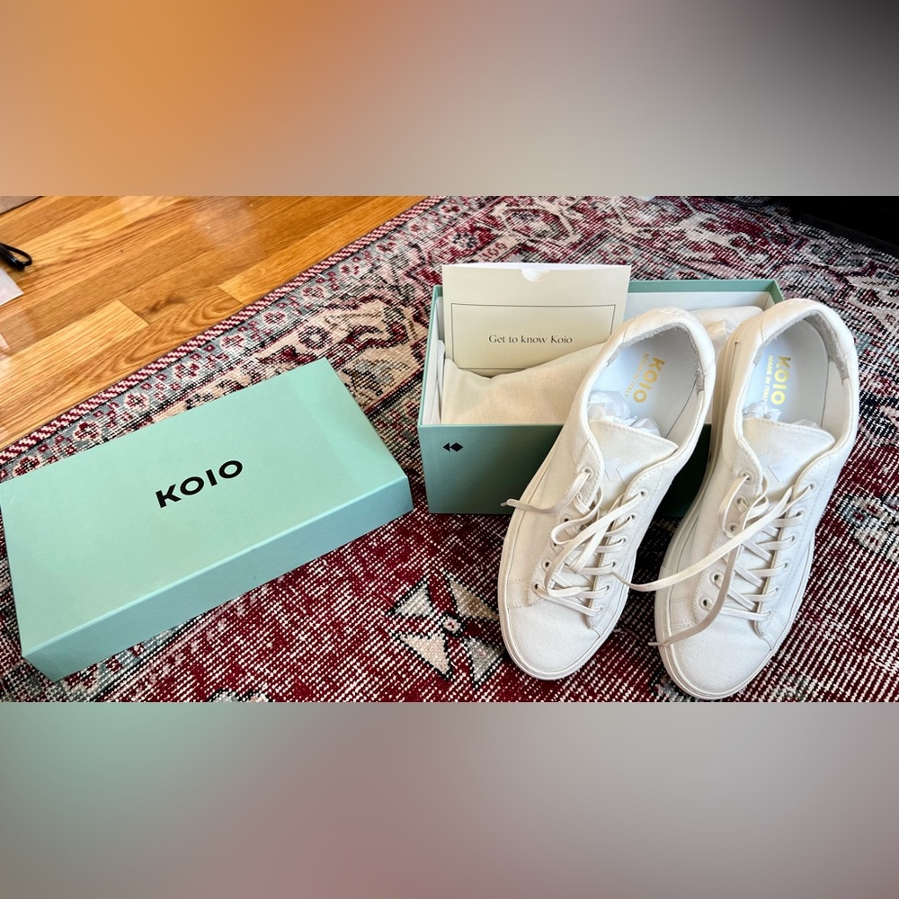 KOIO Capri Canvas Sneakers
